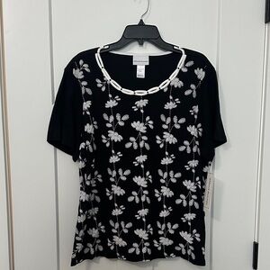 Alfred Dunner Monochrome Floral Short Sleeve Tee